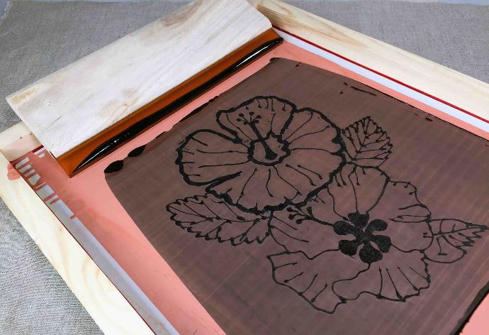 Silk shop screen printing